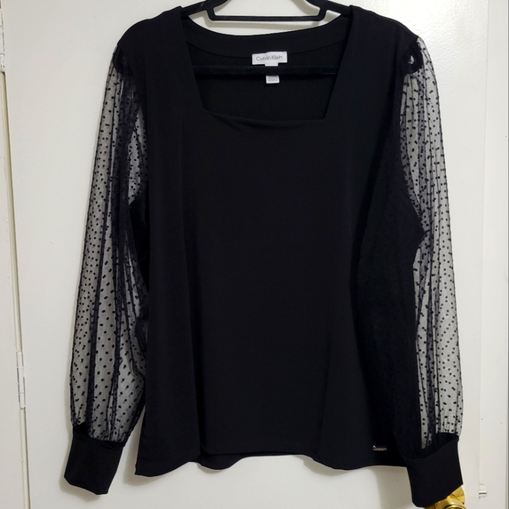 Women's XL Calvin Klein top